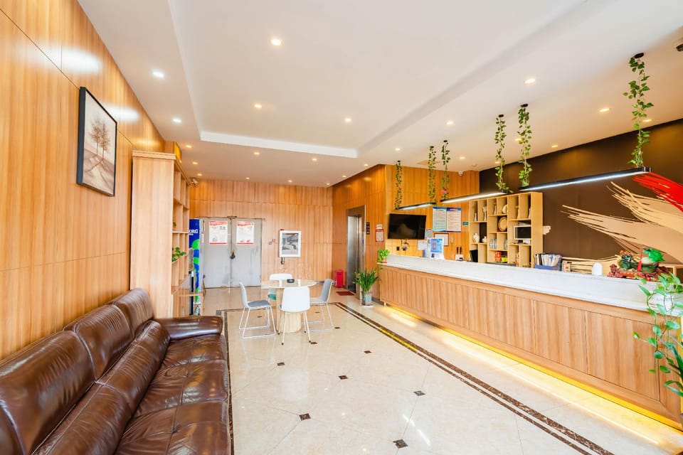Kaiyue Hotel (Changzhou Xueyan Happy Valley Branch) Hotel in Suzhou