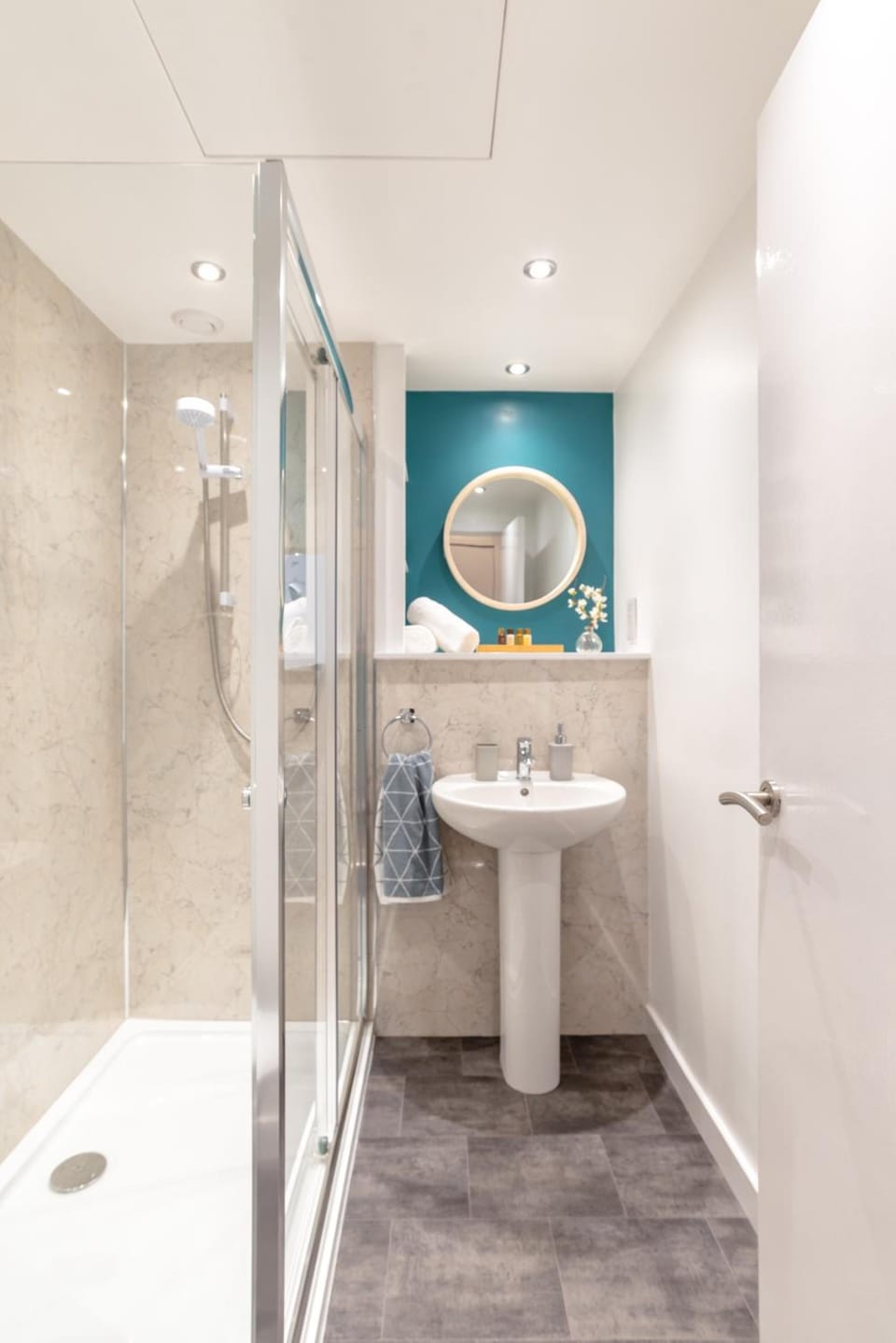 West Mount Apartments Hotel in Aberdeen