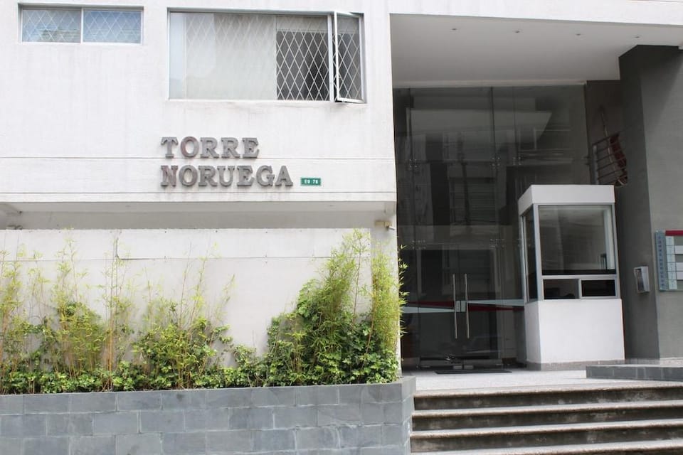 Homevoyage Suites Hotel in Quito
