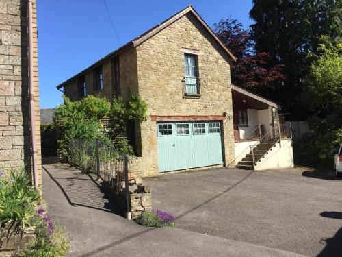 Parkfield (Chepstow BnB) Hotel in Forest of Dean