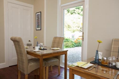 Dunmurray Lodge Guesthouse and Loft Apartment Hotel in Pitlochry