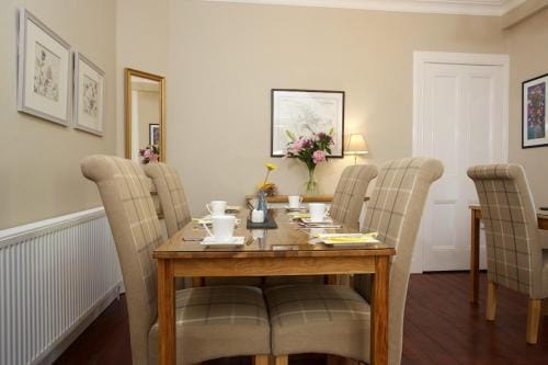Dunmurray Lodge Guesthouse and Loft Apartment Hotel in Pitlochry
