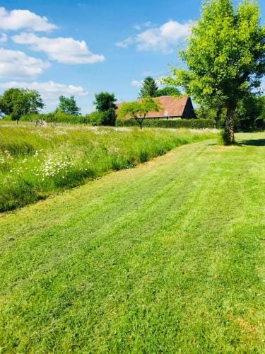 Juste le bruit des fleurs Hotel in Normandy