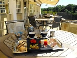 Gomersal Park Hotel & Bazaar Spa Hotel in England