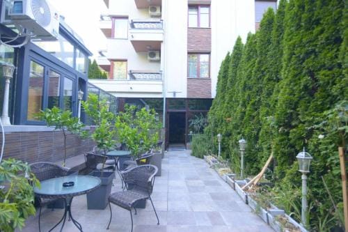 Cvetni konaci-Lenka Hotel in Serbia