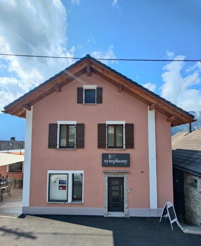 Symphony Hotel & Restaurant Hotel in Canton of Ticino