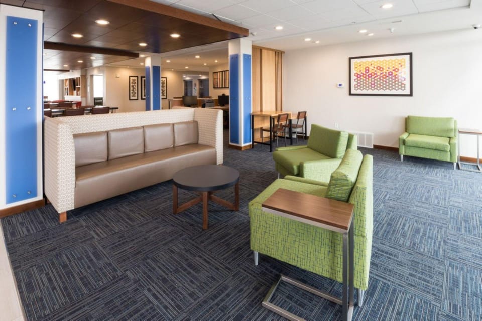 Holiday Inn Express And Suites Michigan City By IHG Hotel in Michigan City