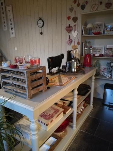 aux coeurs de l'atelier Hotel in Centre-Val de Loire