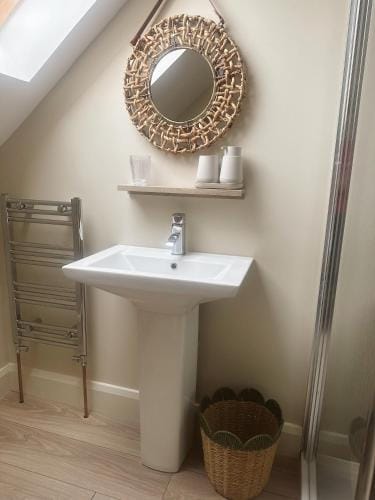 Roe Valley Getaway Hotel in Limavady