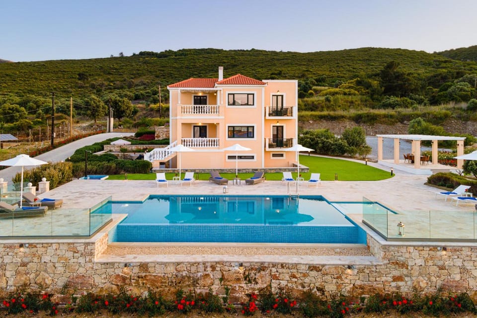 Grand View Villas Hotel in Samos, Greece