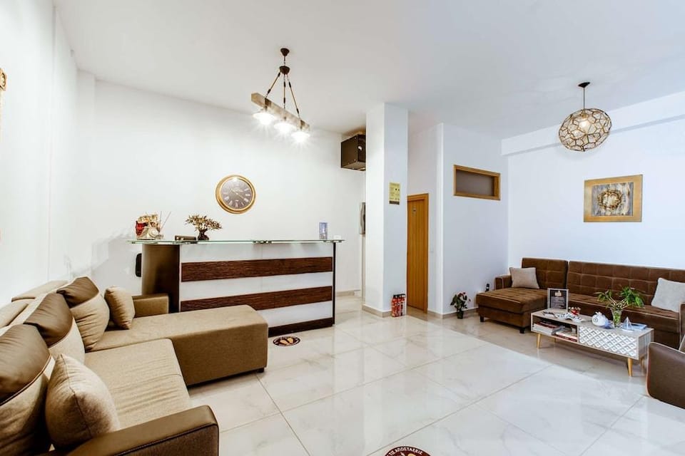Deluxe Suites Hotel in Chania