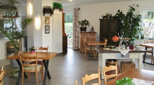GasteHaus Auler Hof Hotel in Cochem-Zell