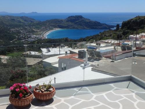 Art and Nature Apartment Hotel in Crete