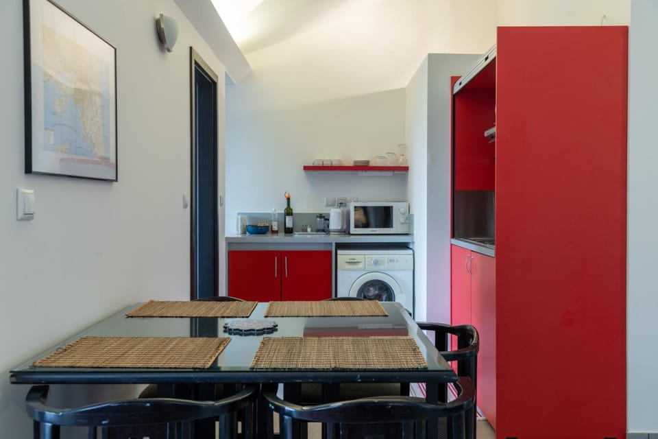 CHROMA Lodge Pikermi Hotel in North Athens Regional Unit, Greece