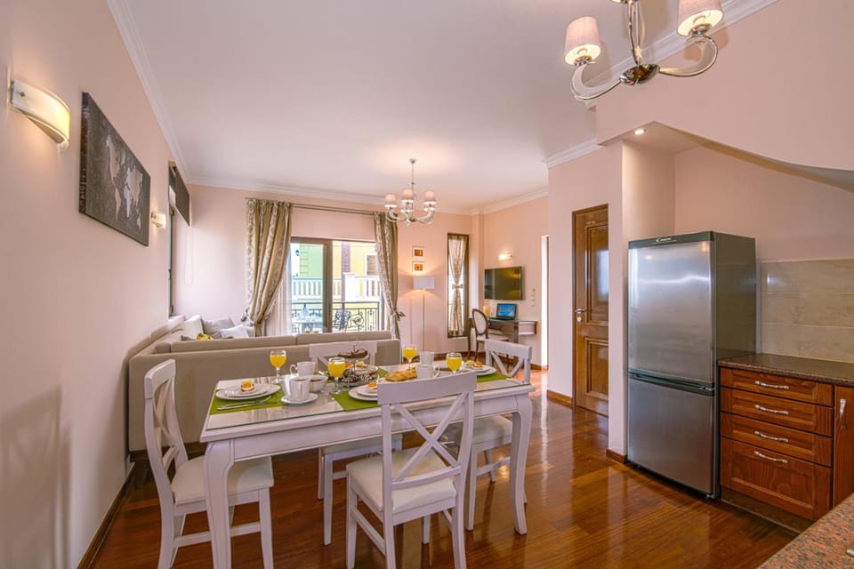 Casa Leone Suites Hotel in Crete