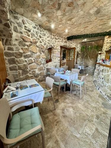 Kangaroo Apartmani Hotel in Budva Municipality