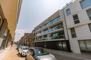 Huswell x Bel Air - Modern City Apartment with Terrace   Designer Touches Hotel in Ostend