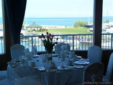 Ramada Jordan Beacon Harbourside Hotel & Suites Hotel in New York