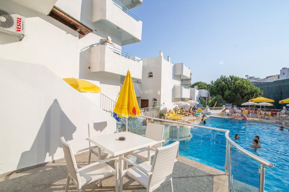 Ponz Hotel Hotel in Kusadasi