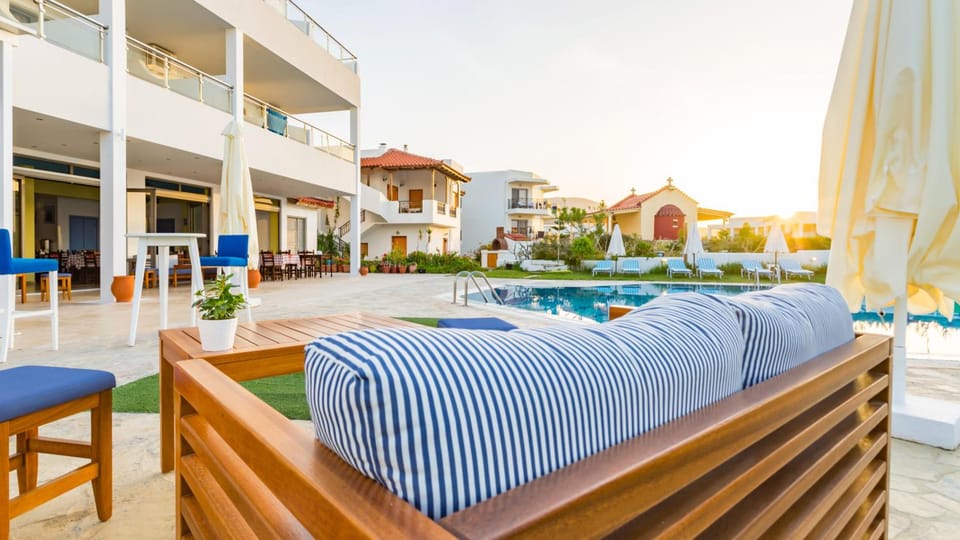 Neon Hotel Hotel in Malia, Crete