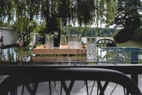 NOOQA - Villa RHEINLOFTS Hotel in Cologne