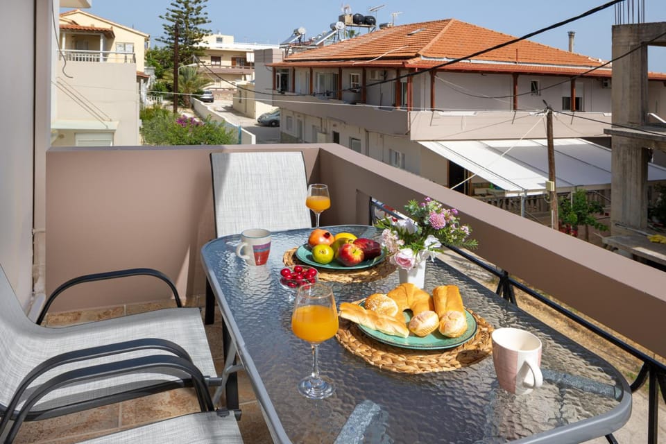 Katerina Apartments Apartment hotel in Crete