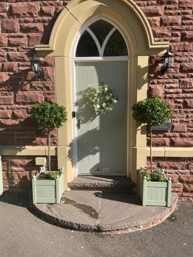 Ty Llew Lodge Hotel in Abergavenny