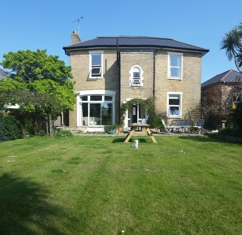 Grantham House Hotel in Ryde