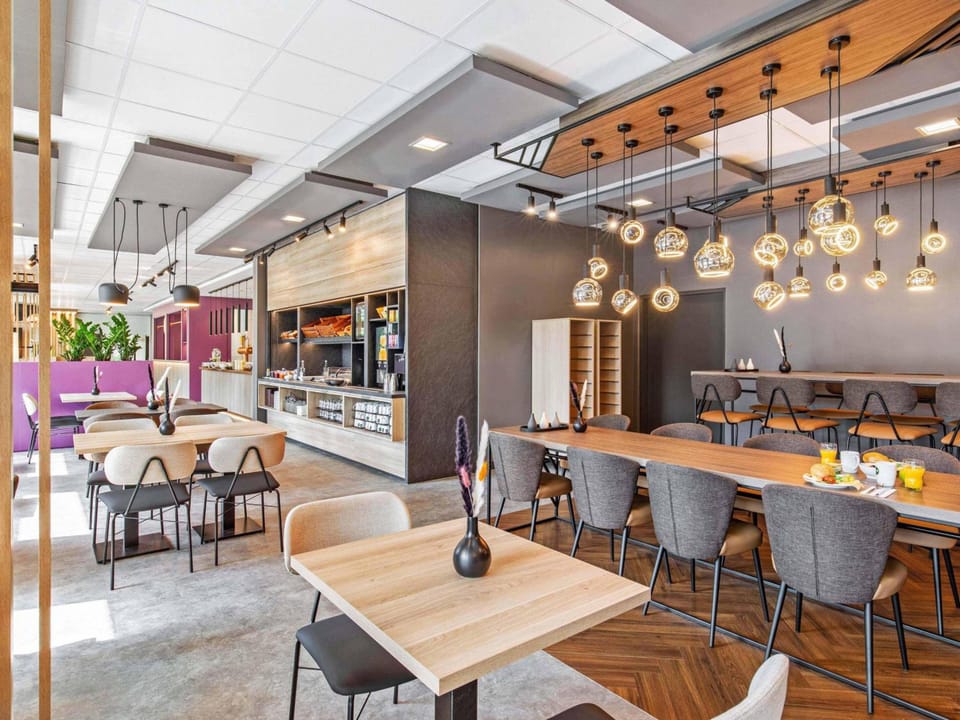 Bar/lounge