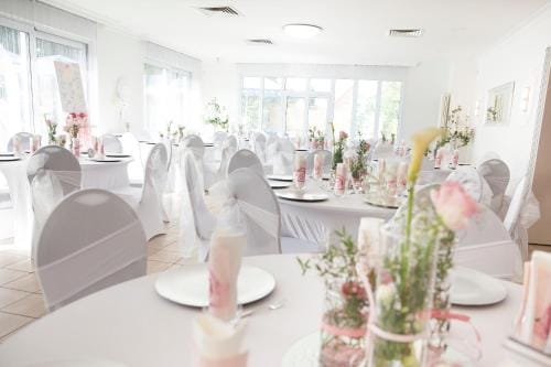 Zur Linde Hotel in Saarland, 66, Germany