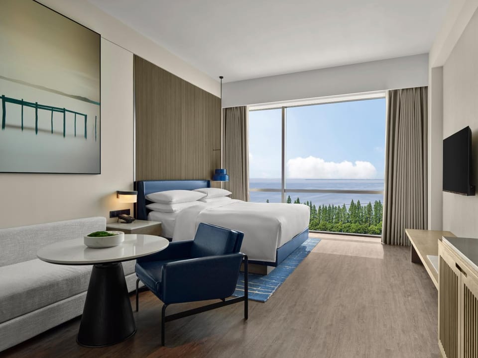 Sheraton Kunshan Dianshan Lake Hotel in Shanghai