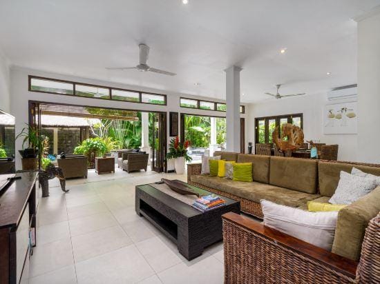 Villa Kipas Hotel in Kuta
