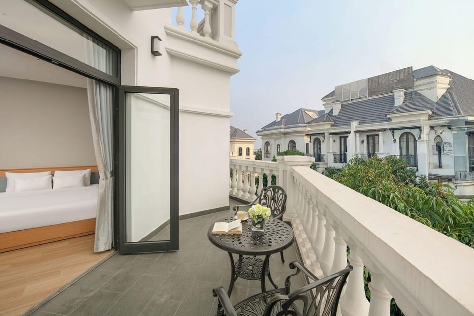 PCA Hotel 1 - Vinhomes Ocean Park Hotel in Hanoi