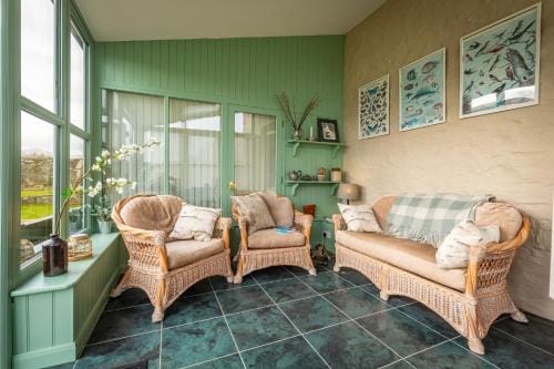 Ty Newydd B&B Hotel in Llanfrynach