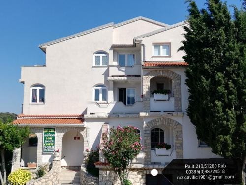Riviera Rooms and Apartments Hotel in Lika-Senj County