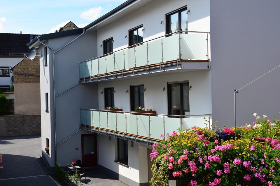 Gastehaus Am Hochsimmer Hotel in Mayen
