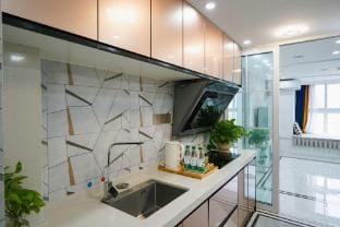 Cozy Duplex Loft Homestay with Bay Window (Huishan Scenic Area Branch) Hotel in Suzhou