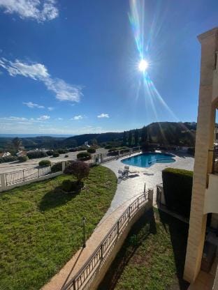 2 rooms with sunset view Hotel in Pissouri