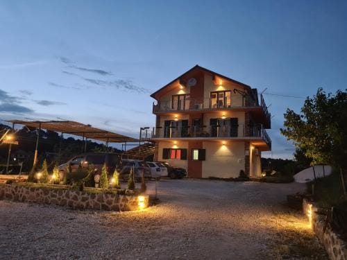 Guest house Slatki Snovi Hotel in Šibenik-Knin County, Croatia