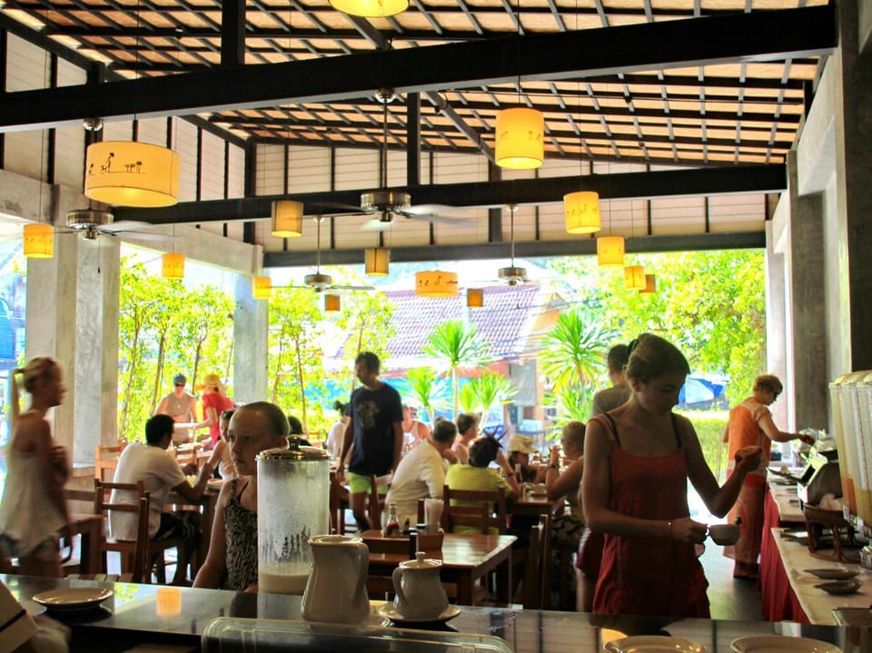 BLU PINE Villa & Pool Access Resort in Rawai