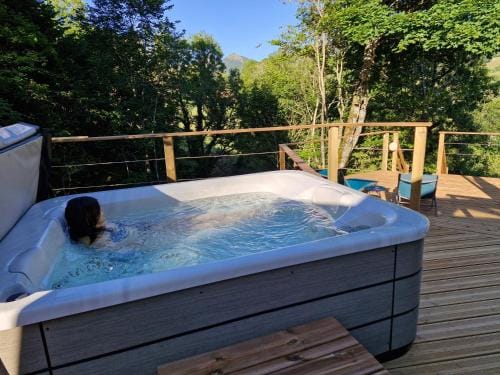 Bulle de printemps Lodge in Auvergne-Rhône-Alpes