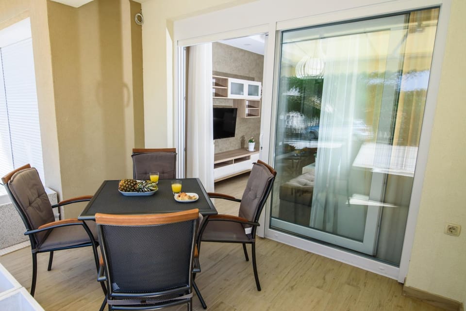 Apartments Leone Lukas Hotel in Split-Dalmatia County