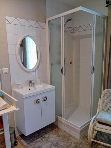 Chambre Romance Hotel in Auvergne-Rhône-Alpes