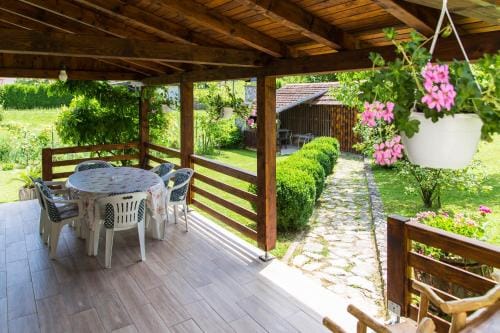 Breza Guesthouse Hotel in Lika-Senj County