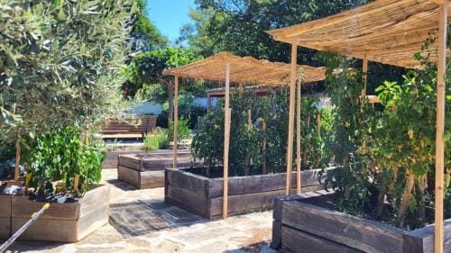 Entre les pins et les oliviers Hotel in La Londe-les-Maures