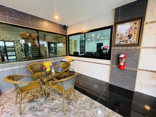 Ruen Khunlek Kansinee Hotel in Chon Buri Changwat
