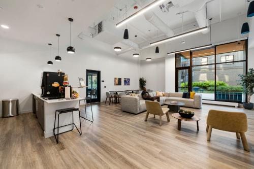 Elegant 3BR Stay Prime Location Hotel in Chicago