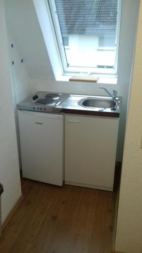 Biberach-Riss-Zimmer-frei, Einzel-Zimmer Bad Kuche Hotel in Baden-Württemberg