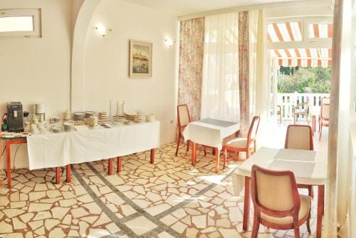 Villa Kipre Hotel in Cavtat
