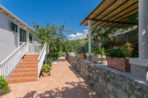 Apartments Nautilus Orasac Hotel in Dubrovnik-Neretva County
